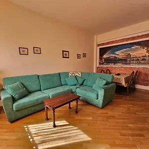 Edel House , Lido di Ostia Italia